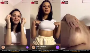 Gece Ekspresi, Amına 5 Makyaj Fırçası Sapladı