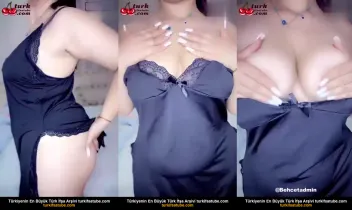 Kösem Sultan’ın Çıplak Gösterisi: Sakso ve Arkadan Show