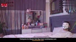 Alicya Otel Odasında Sakso ile Müşteriyi Memnun Etti