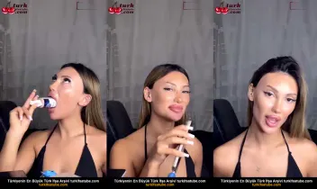 Yeni başlık: Ebru, yeni mayosuyla canlı yayında kimsesiz